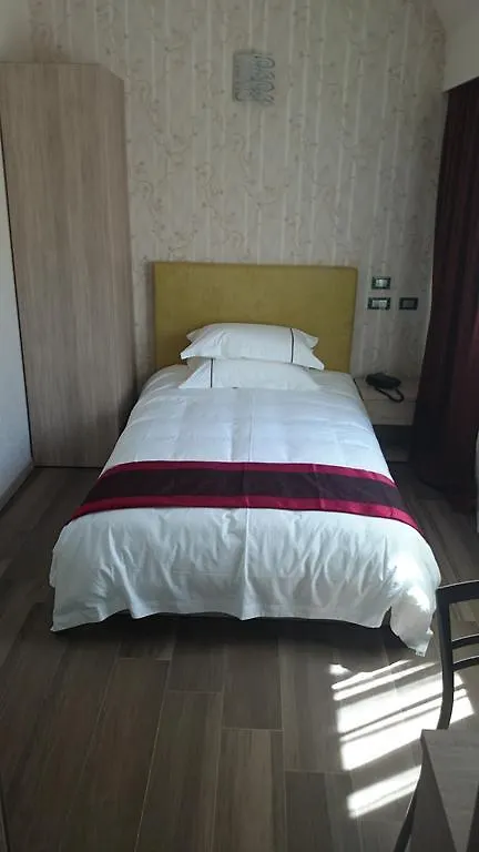 Igiban Hotel Milánó