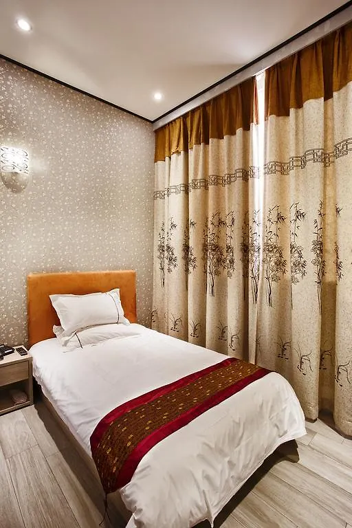Igiban Hotel Milánó