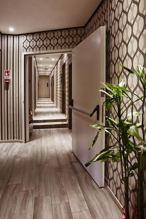 Igiban Hotel Milánó